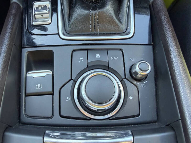 2018 Mazda MAZDA3 Grand Touring