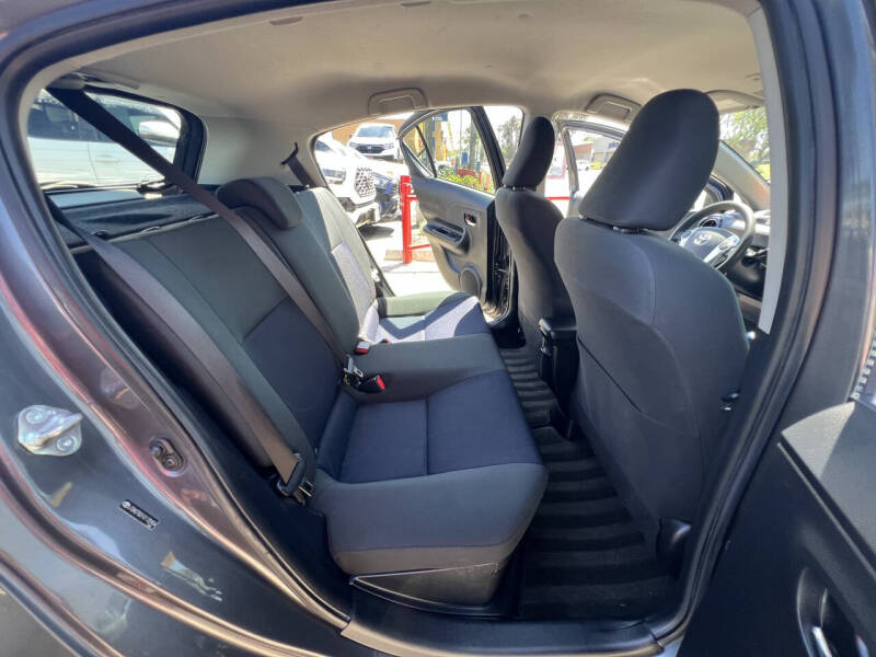 2016 Toyota Prius c