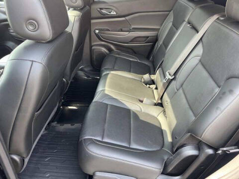 2021 GMC Acadia SLT