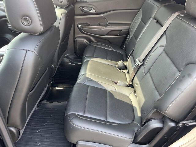 2021 GMC Acadia SLT