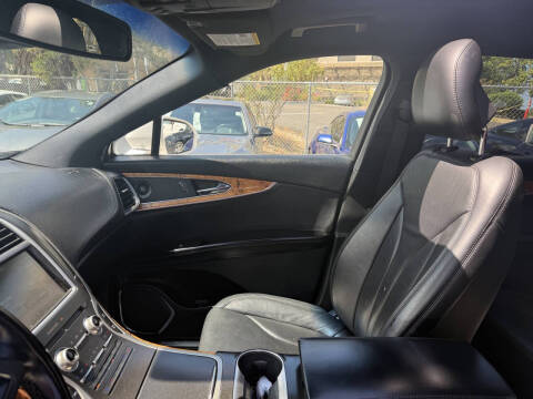 2016 Lincoln MKX Reserve
