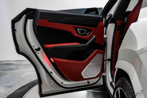 2022 Lamborghini Urus