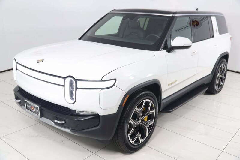 2022 Rivian R1S Launch Edition
