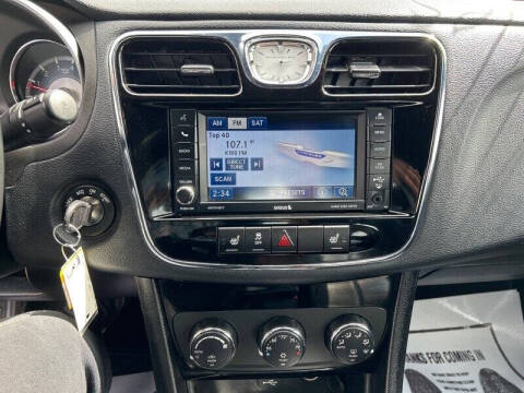 2012 Chrysler 200 Limited