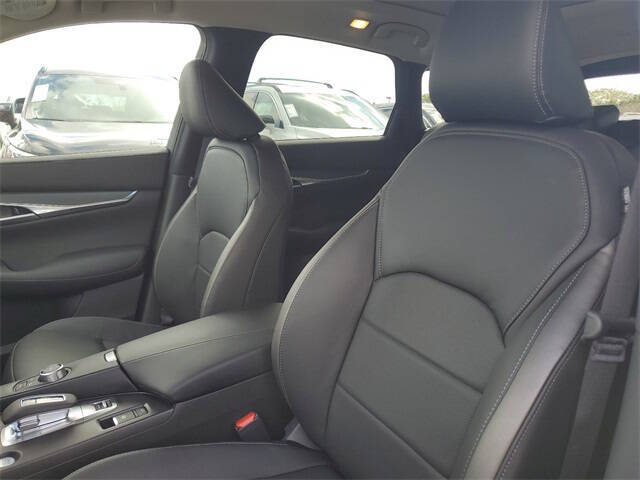 2025 Infiniti QX50 Luxe