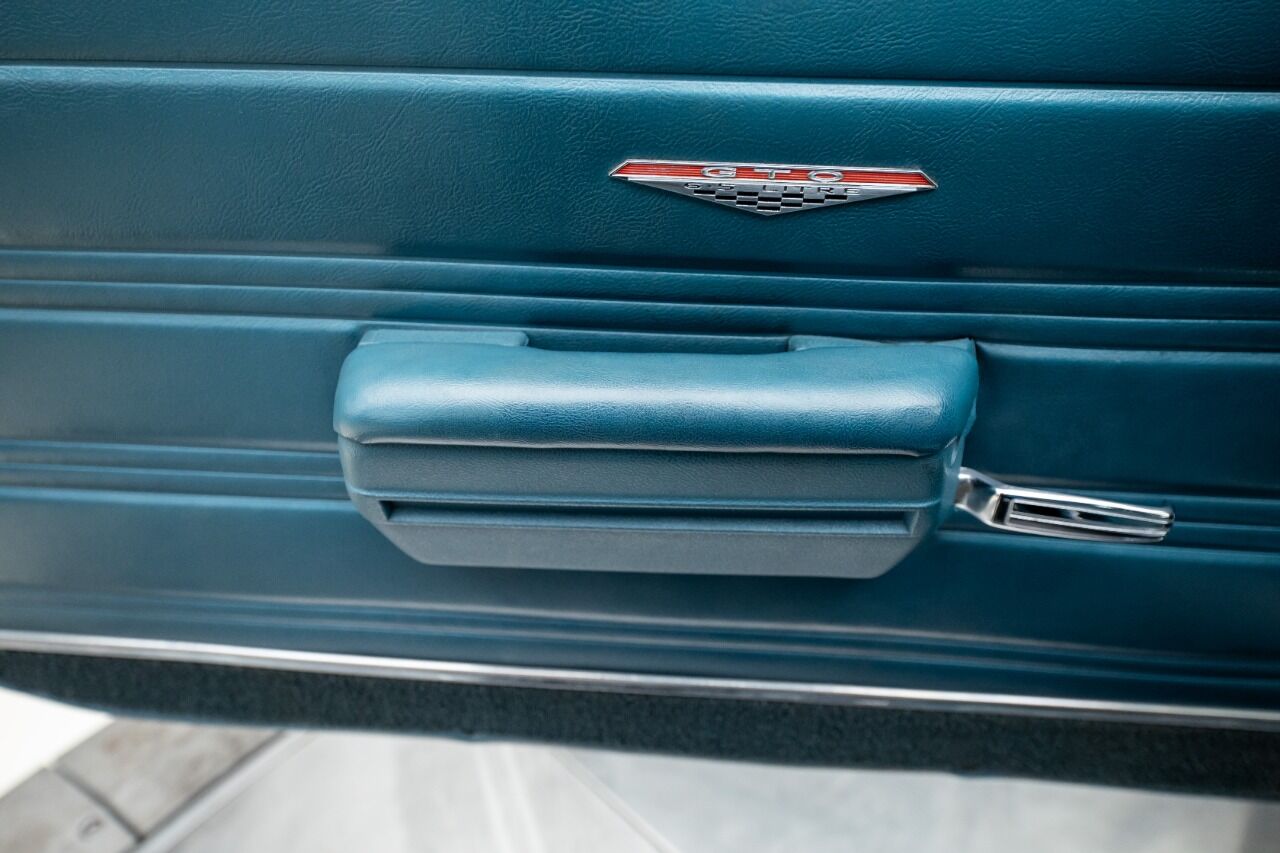 1968 Pontiac GTO 69