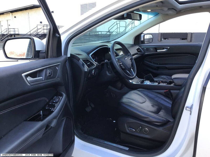 2019 Ford Edge Titanium