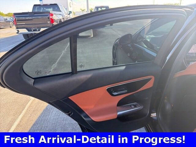 2023 Mercedes-Benz C-Class C 300