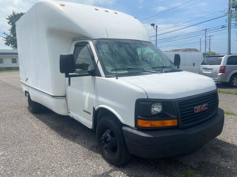 2006 GMC Savana Cutaway for sale at JCF Auto Center in North Tonawanda NY