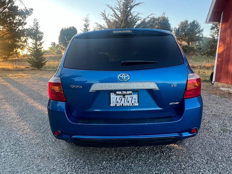 2008 Toyota Highlander for sale at GILROY AUTO OUTLET in Gilroy, CA