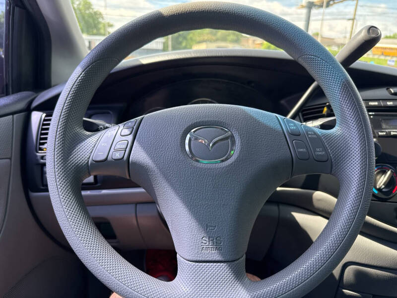 2005 Mazda MPV LX