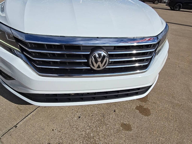 2022 Volkswagen Passat SE