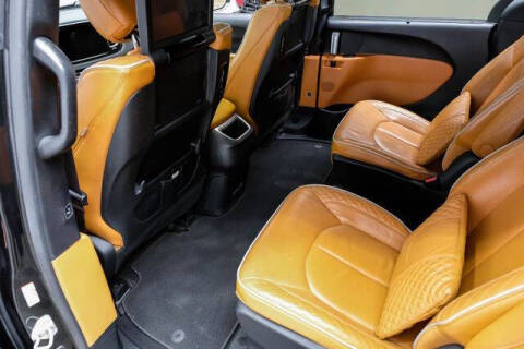 2022 Chrysler Pacifica Hybrid Pinnacle