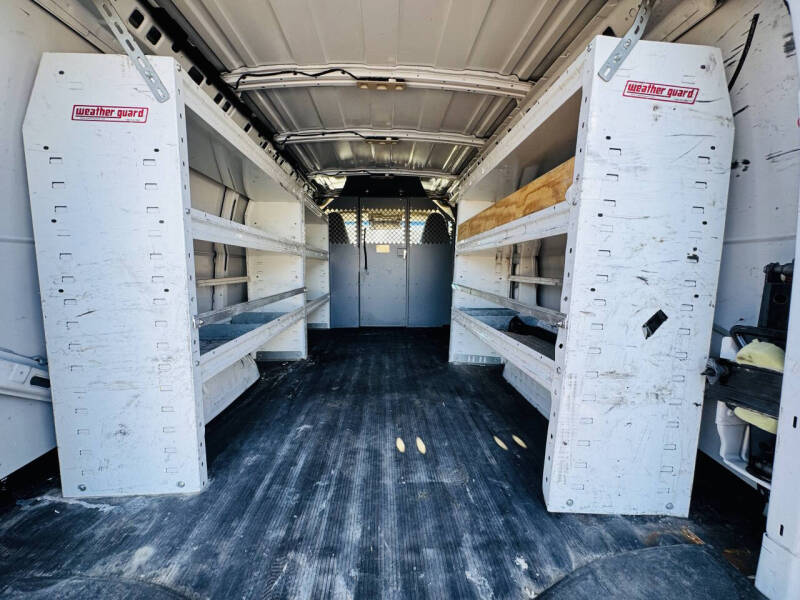 2017 Chevrolet Express 2500