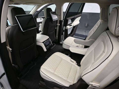 2023 Lincoln Aviator Black Label