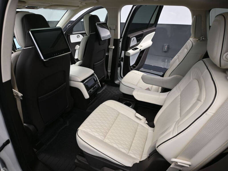 2023 Lincoln Aviator Black Label