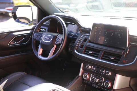 2023 GMC Yukon XL SLT