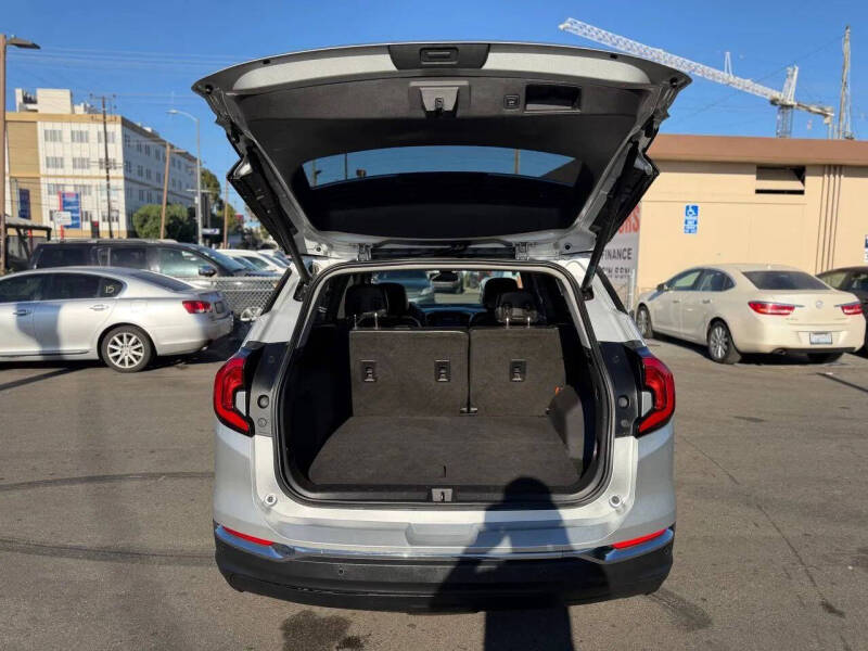 2020 GMC Terrain SLT