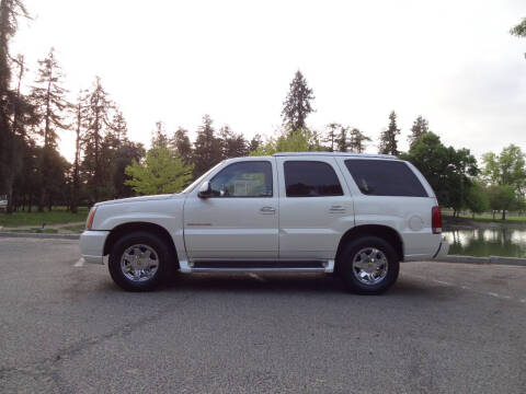 2003 Cadillac Escalade