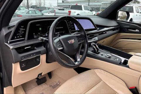 2022 Cadillac Escalade Premium Luxury