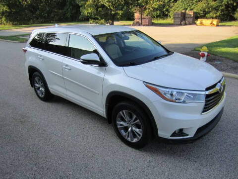 2016 Toyota Highlander LE