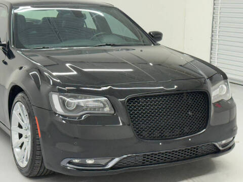 2016 Chrysler 300