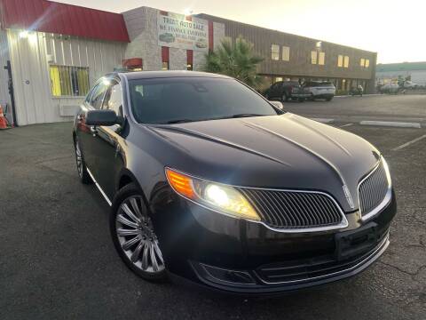 2013 Lincoln MKS for sale at Trust Auto Sale in Las Vegas NV