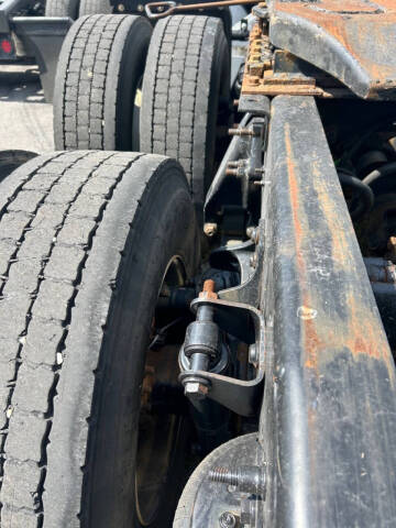 2019 International LT625