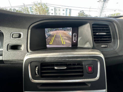 2017 Volvo S60 T5 Dynamic