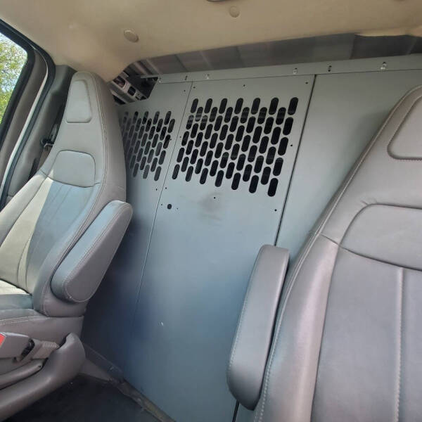 2021 Chevrolet Express 2500