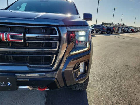 2023 GMC Yukon XL AT4