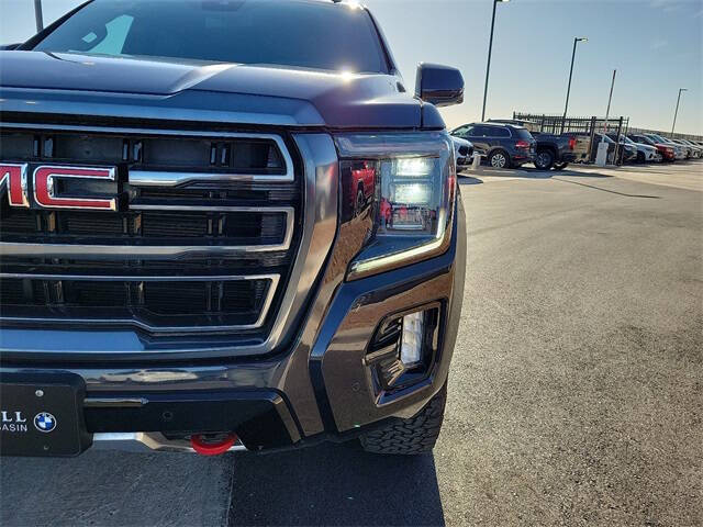 2023 GMC Yukon XL AT4