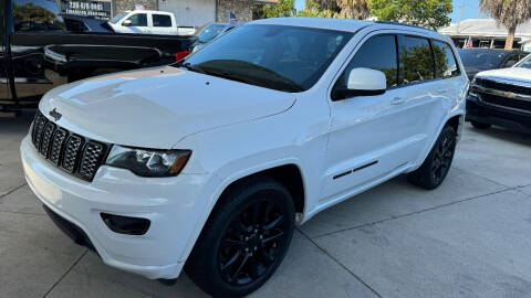 2017 Jeep Grand Cherokee for sale at Seven Mile Motors, Inc. in Naples FL