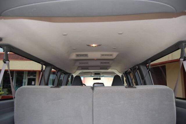 2017 Chevrolet Express LT 3500