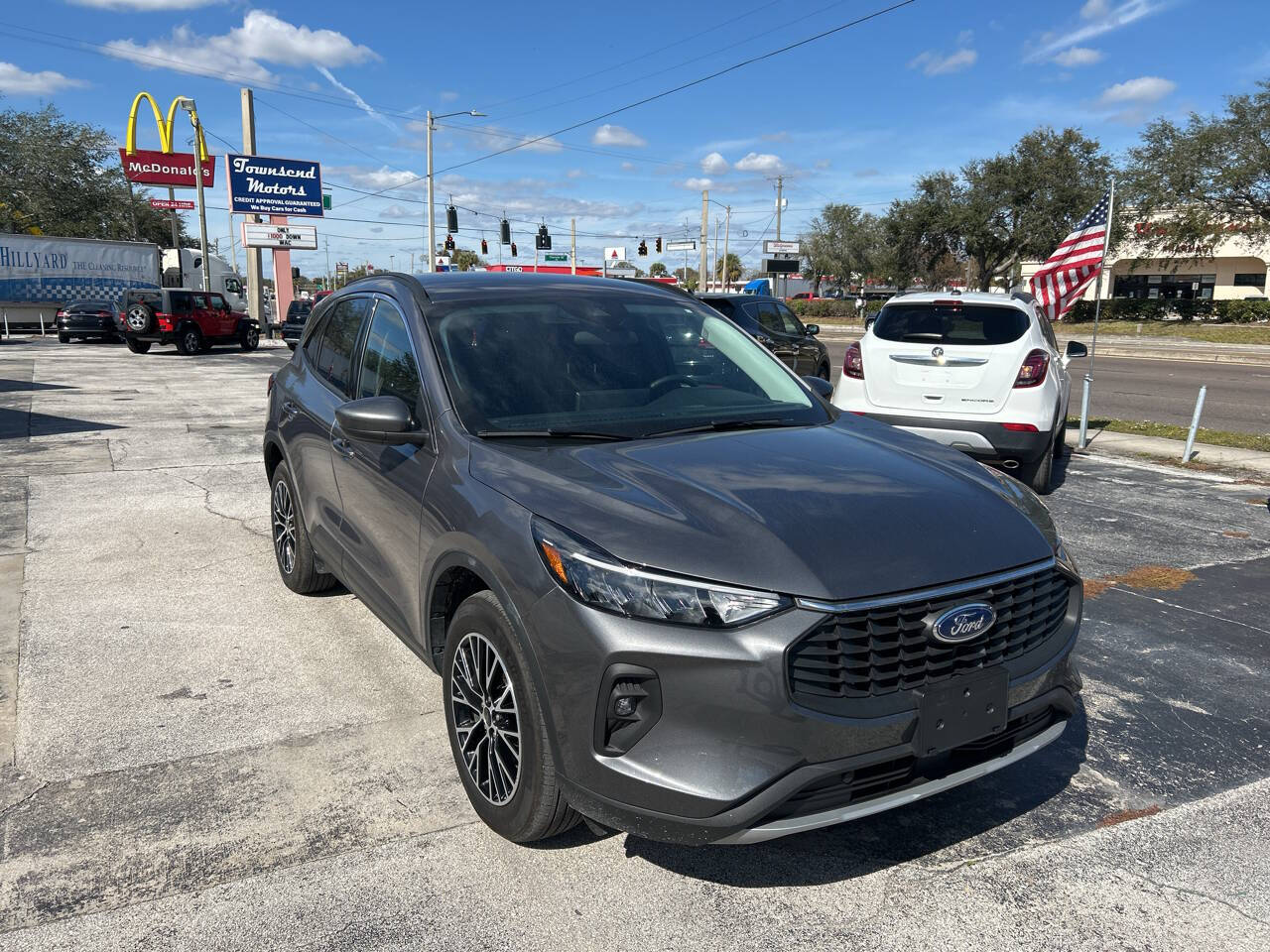 2023 Ford Escape Plug-In Hybrid Base 4dr SUV's photo