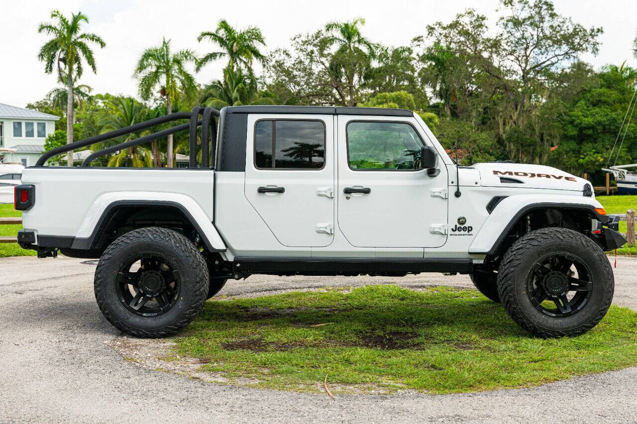2020 JEEP Gladiator Pickup - $57,999
