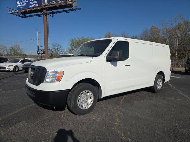 2017 Nissan NV 1500 SV