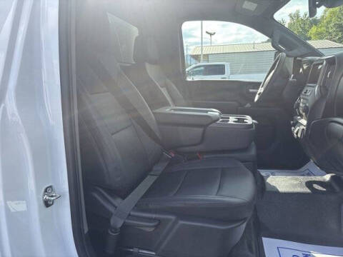 2025 Chevrolet Silverado 3500HD CC