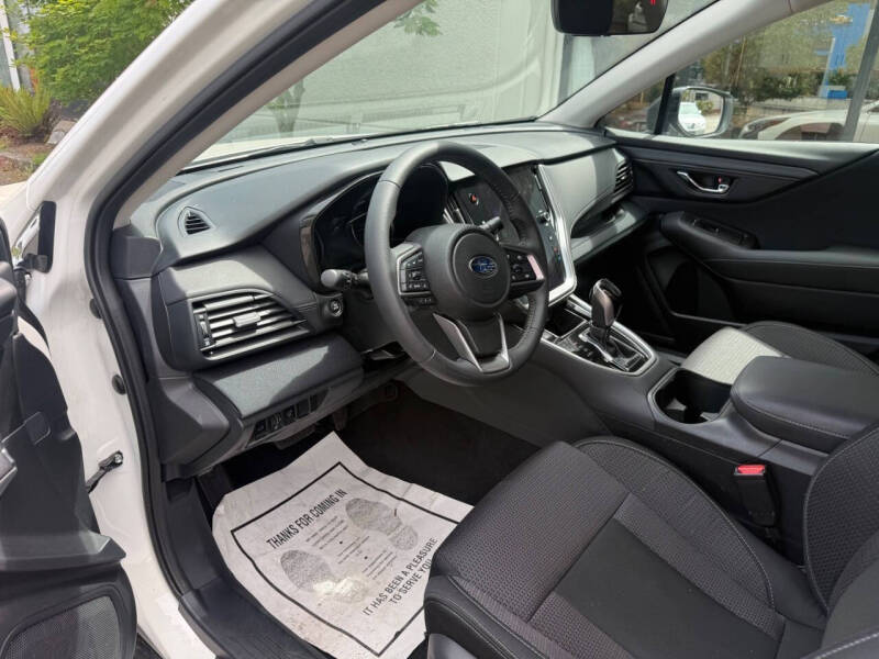 2024 Subaru Outback Premium