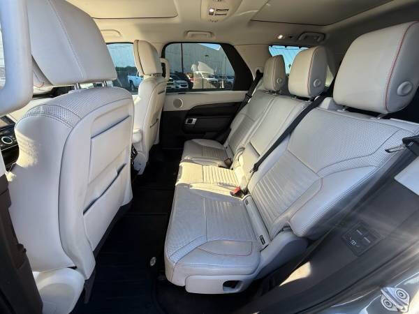 2017 Land Rover Discovery HSE Luxury