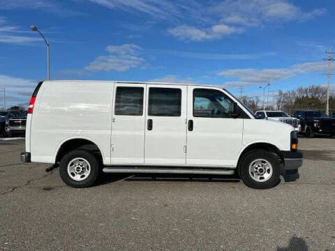 2023 GMC Savana 2500