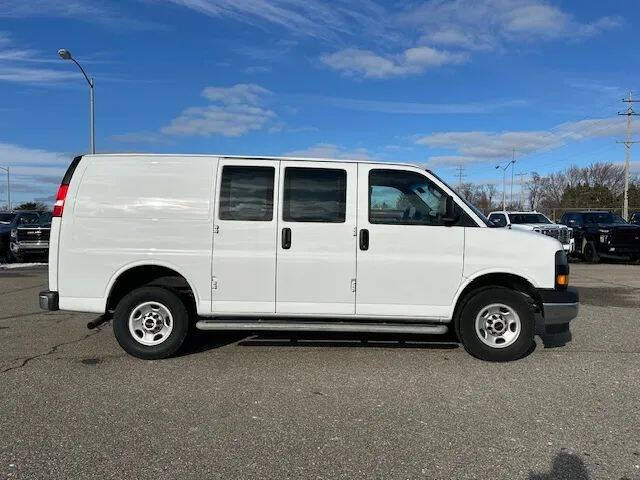 2023 GMC Savana 2500