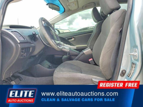 2012 Toyota Prius Two