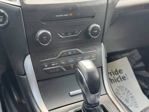 2017 Ford Edge SEL
