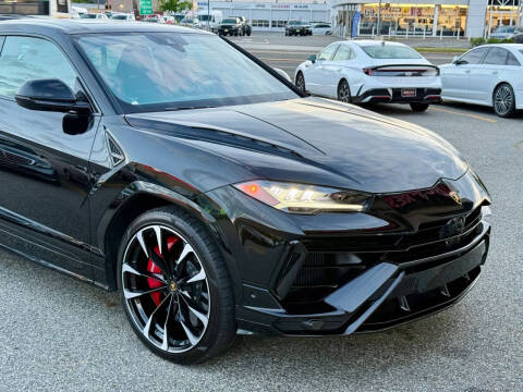 2024 Lamborghini Urus S