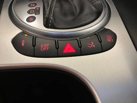 2010 Audi TTS 2.0T quattro Prestige