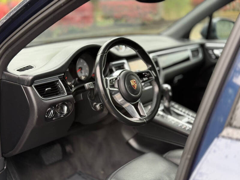 2015 Porsche Macan S