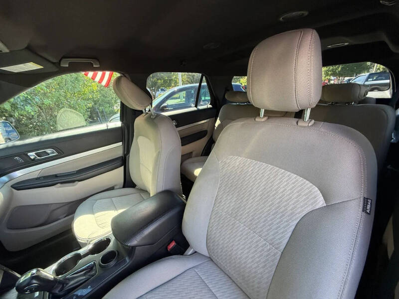 2018 Ford Explorer