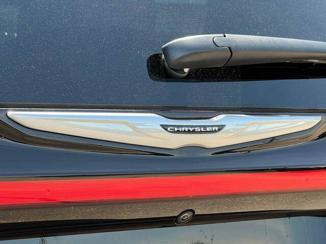 2025 Chrysler Pacifica Pinnacle