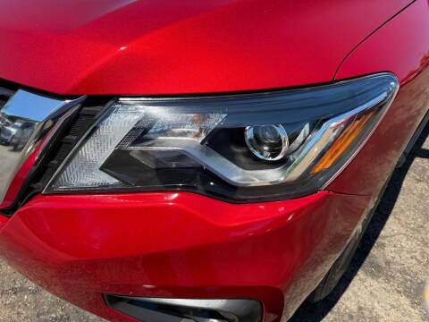 2018 Nissan Pathfinder